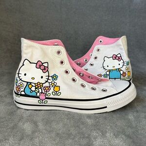 Hello Kitty Flowers Converse Chuck Taylor All Star High Tops Women 7 Like New